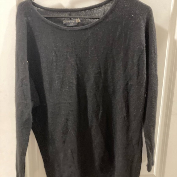 Alice + Olivia Dark Gray Crew Neck Sweater - Picture 1 of 5